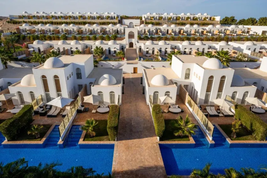 FORT ARABESQUE BEACH RESORT & SPA  4*-27