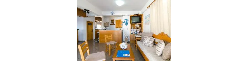 Aglaia Apts 3*-38