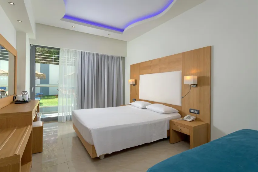 Oceanis Beach Hotel 4*-32