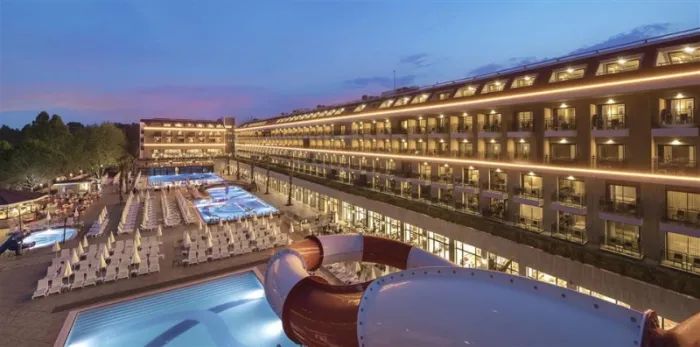 Aydinbey Queens Palace 5* - Belek - Turcia