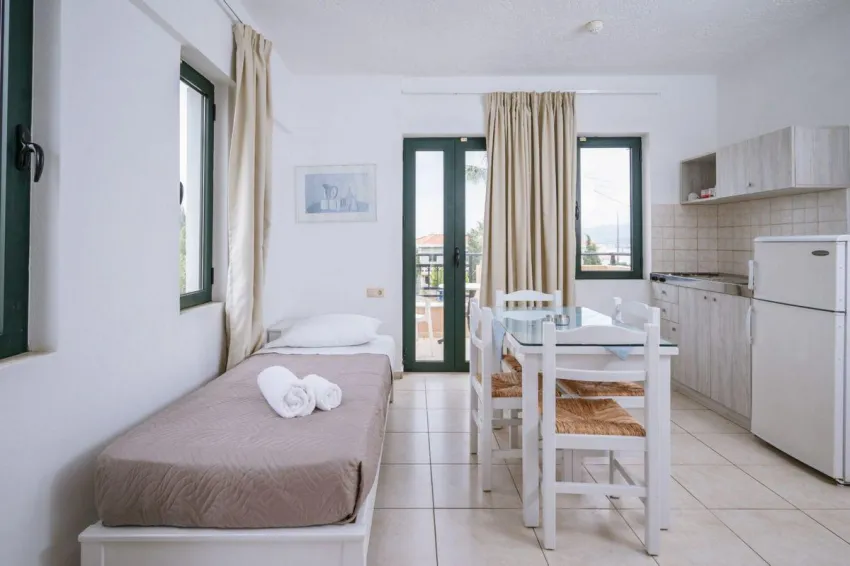 Dionysos Apartments and Studios 4*-26