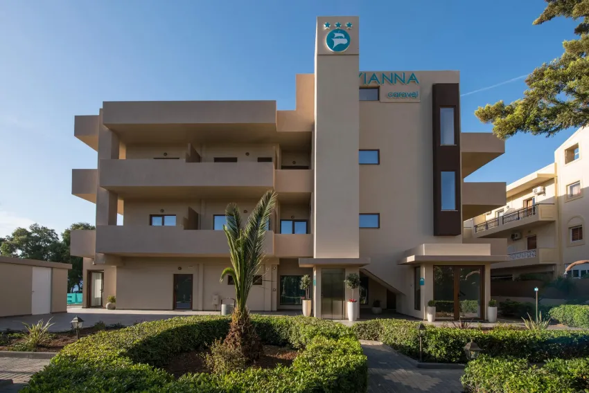 Yianna Caravel Suites 4*-10