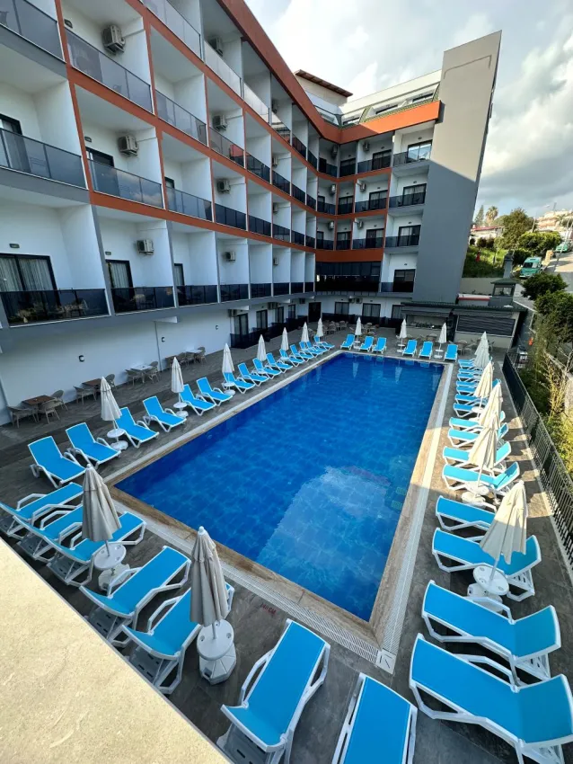 SIDE GOLDEN ROCK HOTEL (ADULT ONLY 16+)  4*-3