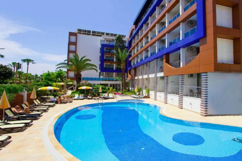 GARDENIA BEACH HOTEL  4*-17