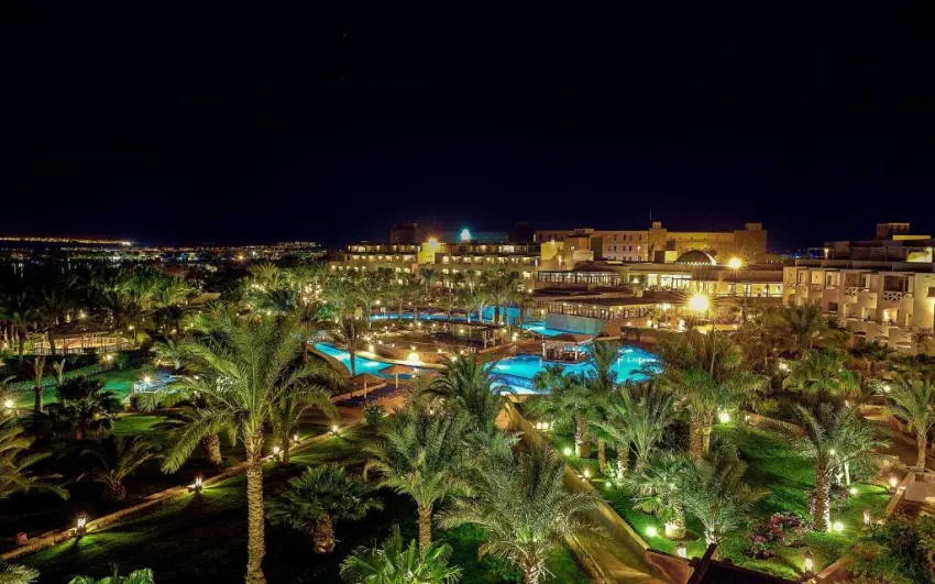 FORT ARABESQUE BEACH RESORT & SPA  4*-22