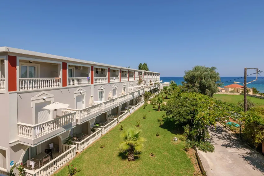 Belussi Beach Hotel 4*-6