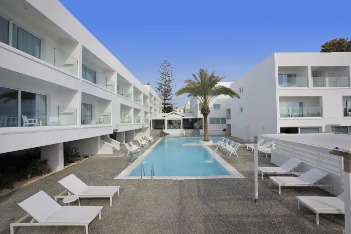 Liquid Hotel Apartments 4* - Ayia napa - Cipru