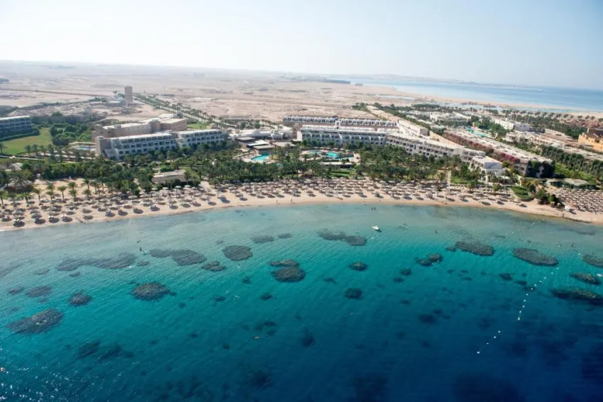 FORT ARABESQUE BEACH RESORT & SPA  4*-28