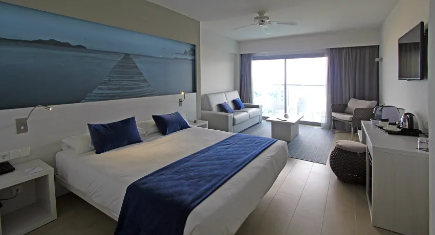 BG Tonga and Suites Tower Design Hotel 4*-11