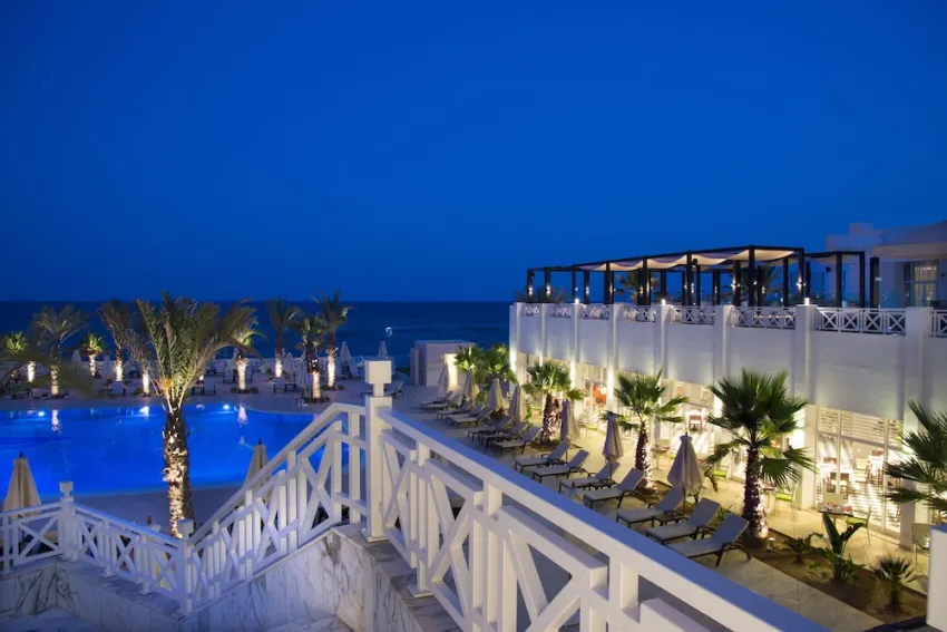 Radisson Blu Resorts & Thalasso, Hammamet 4*-160