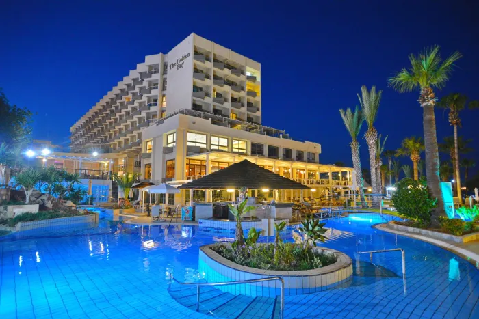 Golden Bay Beach 5* - Larnaca - Cipru