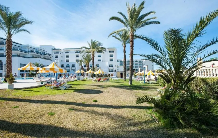 Riviera Hotel - Family and couples only 4*-21