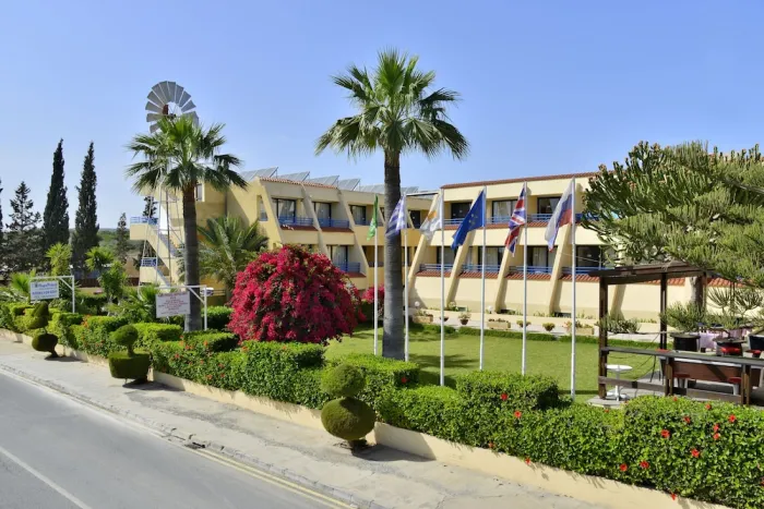 Napa Prince Hotel Apartments 3* - Ayia napa - Cipru