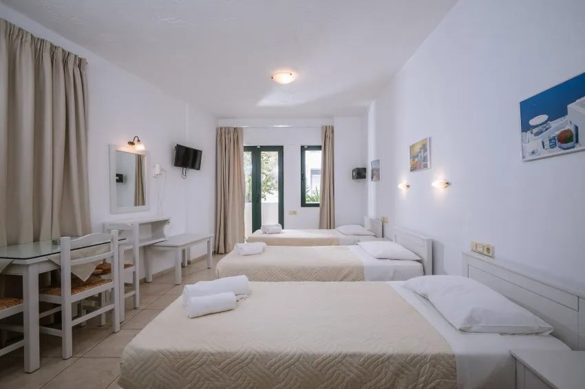 Dionysos Apartments and Studios 4*-2