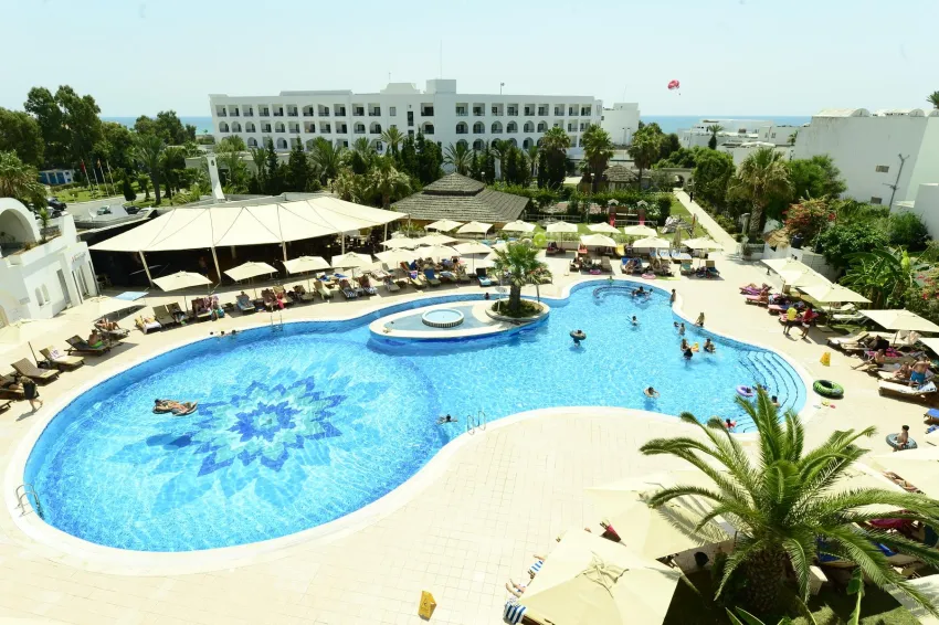 Royal Nozha Hotel 4*-7