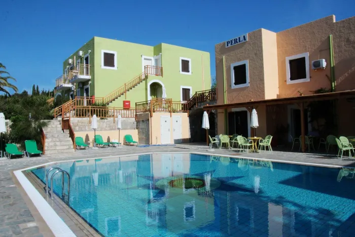 Perla Apartments 3* - Agia pelagia - Grecia