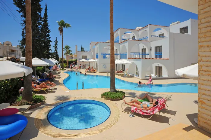 Petrosana Hotel Apartments 3* - Ayia napa - Cipru