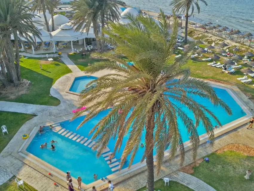 MONARQUE CLUB RIVAGE MONASTIR  4*-7