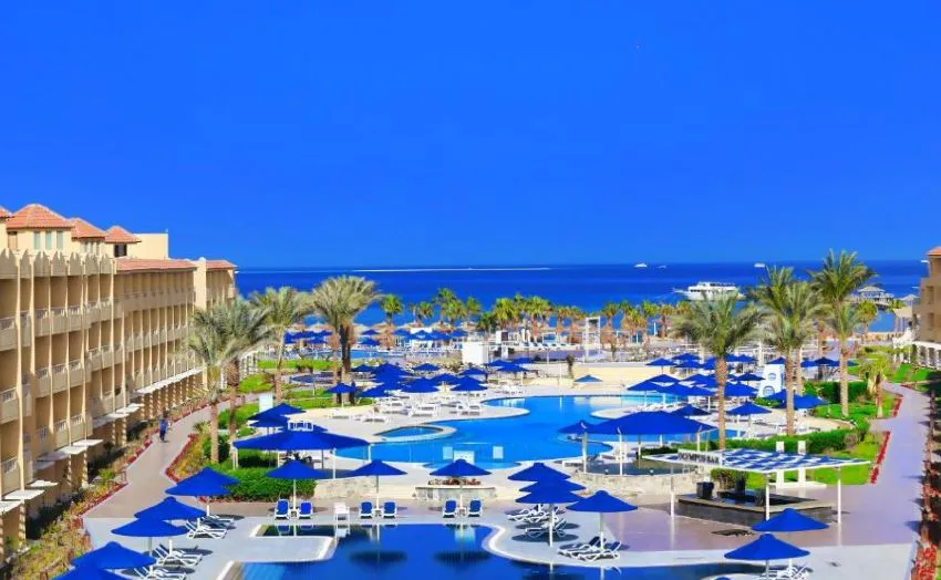 AMWAJ BEACH CLUB ABU SOMA  4*-1