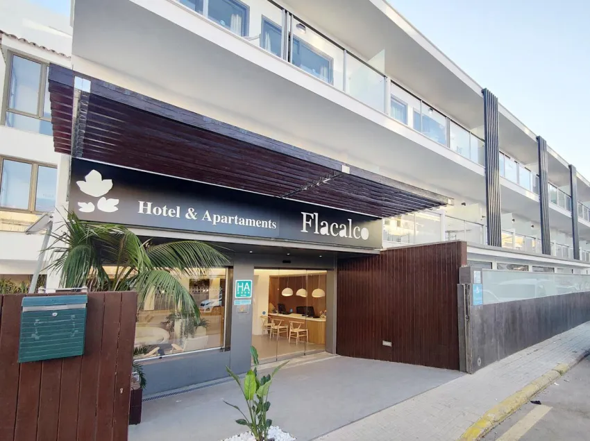 Flacalco Hotels & Apartments 4*-37