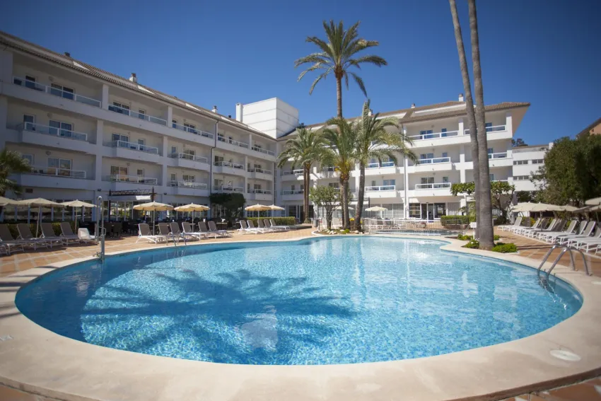 Grupotel Alcudia Suite Hotel 4*-2