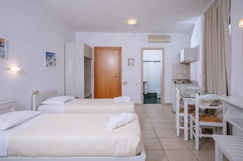 Dionysos Apartments and Studios 4*-3