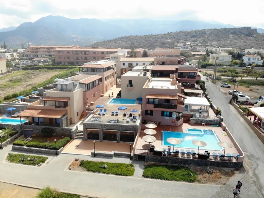 Koutrakis Suites 4*-2