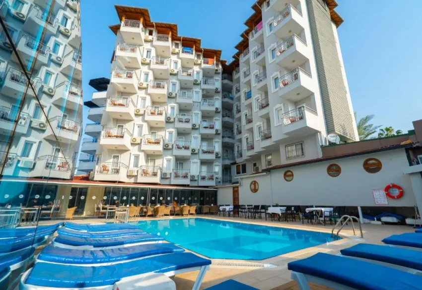 AZAK BEACH HOTEL  3*-1