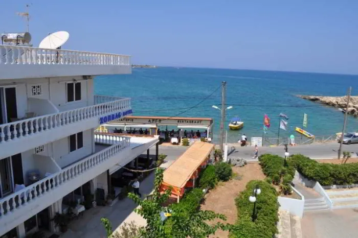 Zorbas Hotel 2* - Chersonissos - Grecia