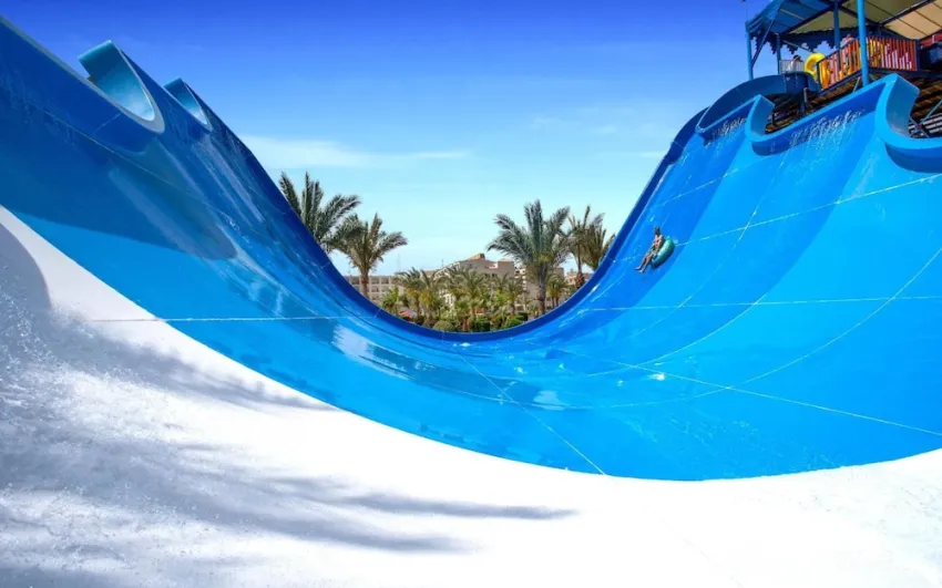 Hawaii Riviera Club Aqua Park - Families and Couples Only 4*-14