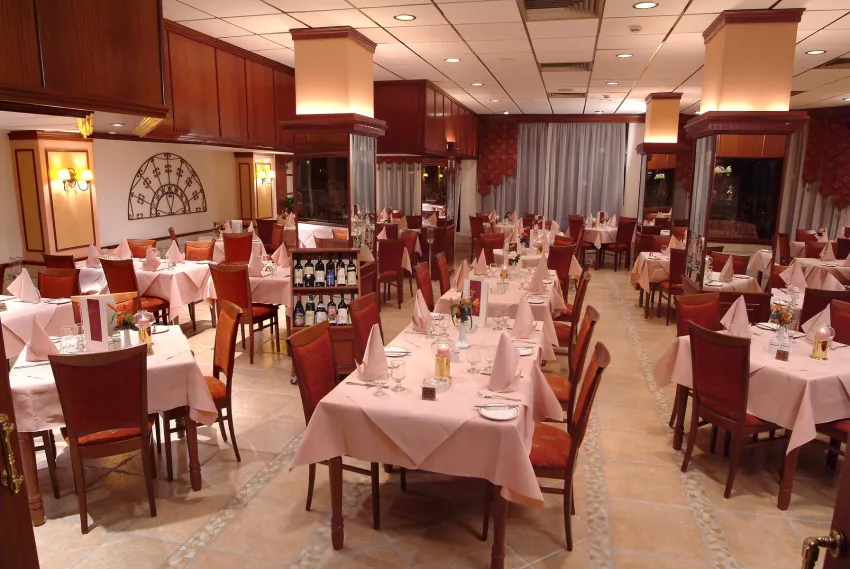 Kapetanios Odysseia Hotel 3*-7