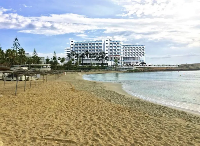 NissiBlu Beach Resort 5* - Ayia napa - Cipru