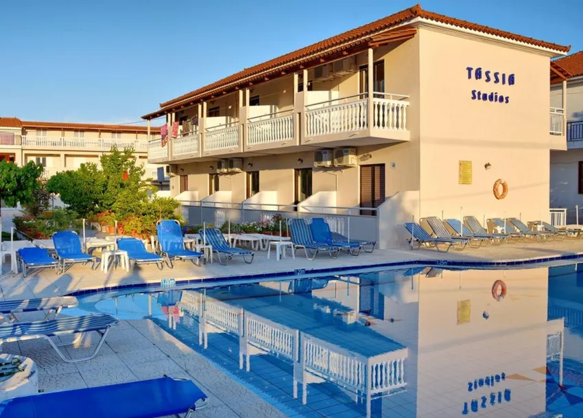 Tassia Hotel 3*-3