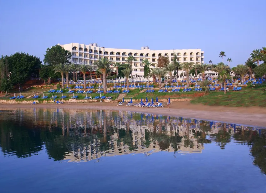 Golden Coast Beach Hotel 4*-1